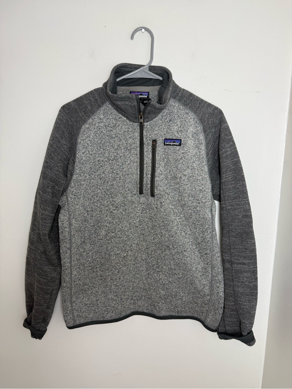 Patagonia Men's Gray Half-Zip Fleece Pullover Small